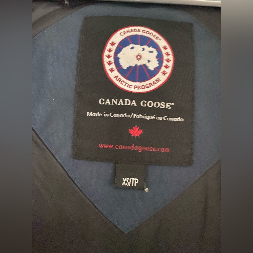 Canada Goose Sherlburne Parka in Ink Blue - Picture 8 of 15